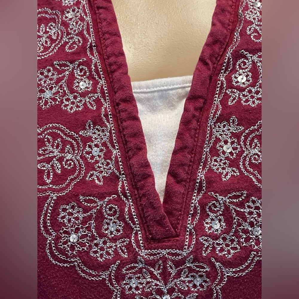 Ladies Top - Picture 3 of 7